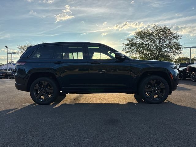 New 2027 Fathom Blue Pearl-Coat Paint Jeep Limited Reserve image 28