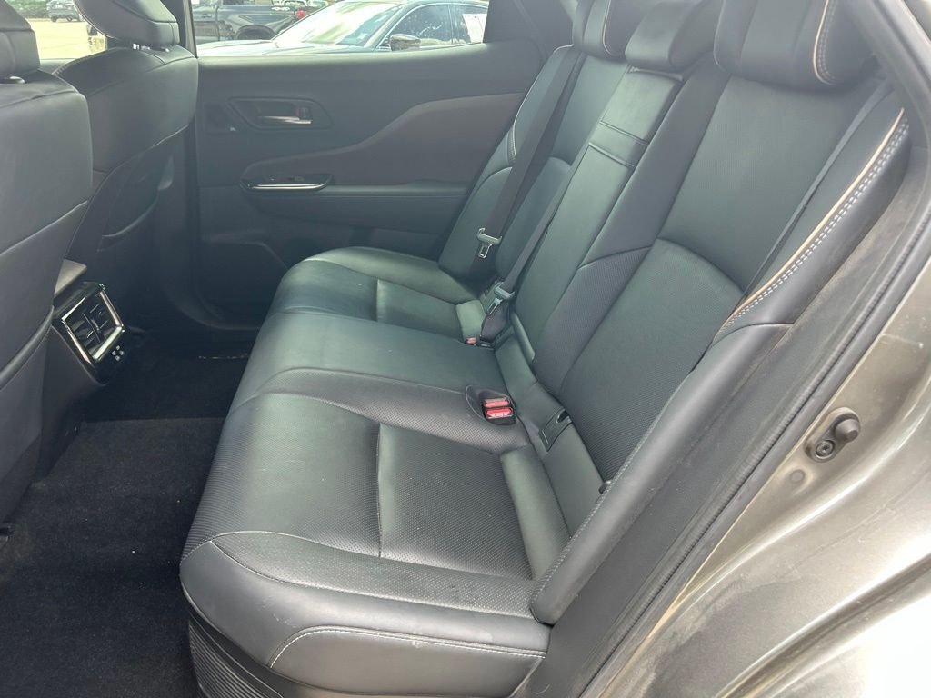 Used 2024  Toyota Limited image 9