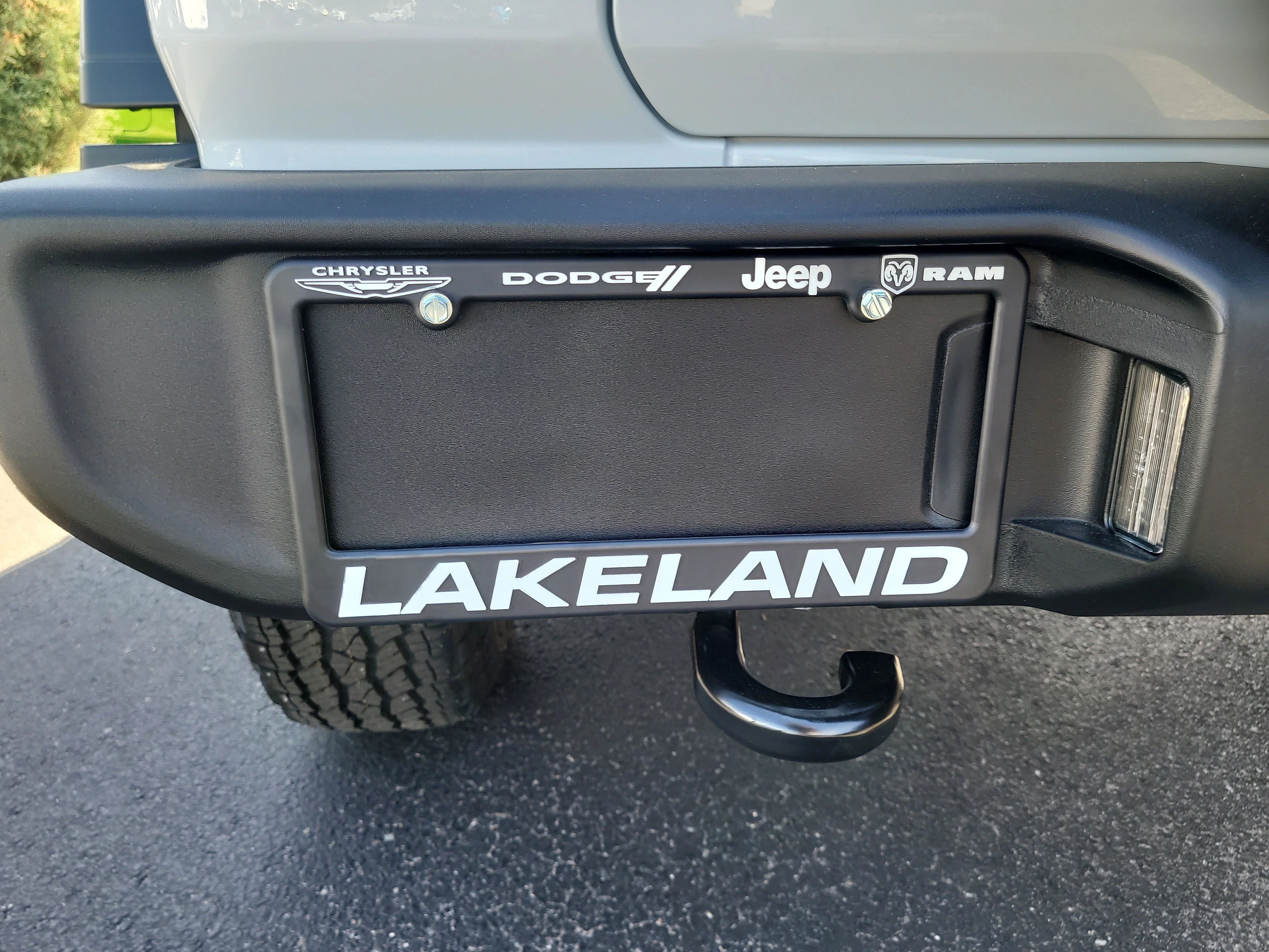 New 2026 Bright White Clearcoat Jeep Sport S image 10