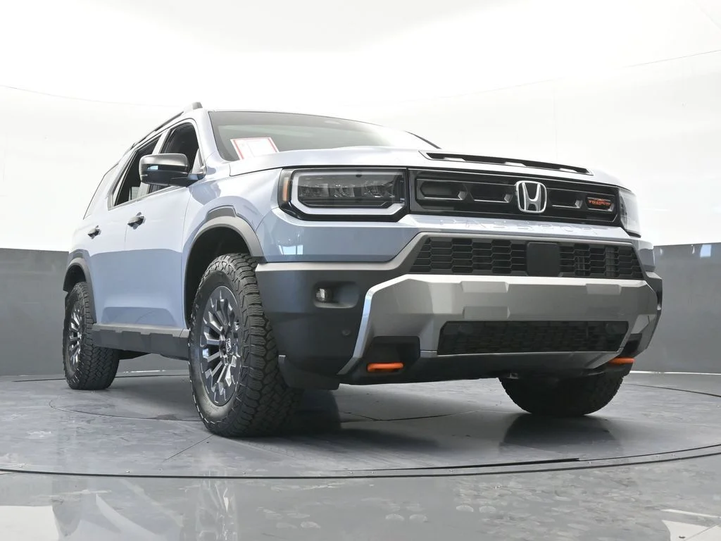 Used 2026 Sonic Gray Pearl Honda TrailSport image 65