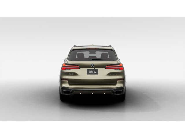 Used 2026 Manhattan Green Metallic BMW xDrive50e image 5
