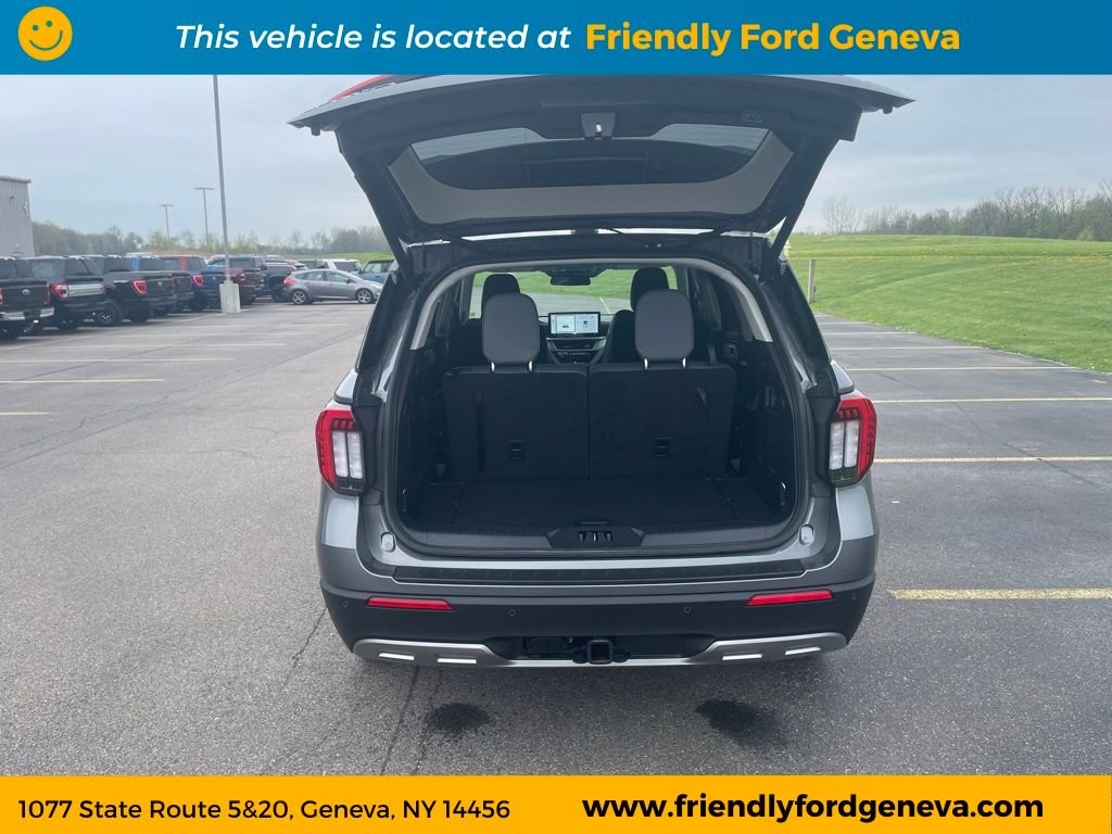 Used 2025 Gray Ford Active image 10