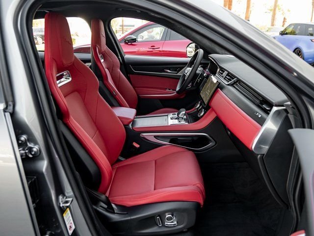 2026 Jaguar F-Pace R-Dynamic S - Photo 27