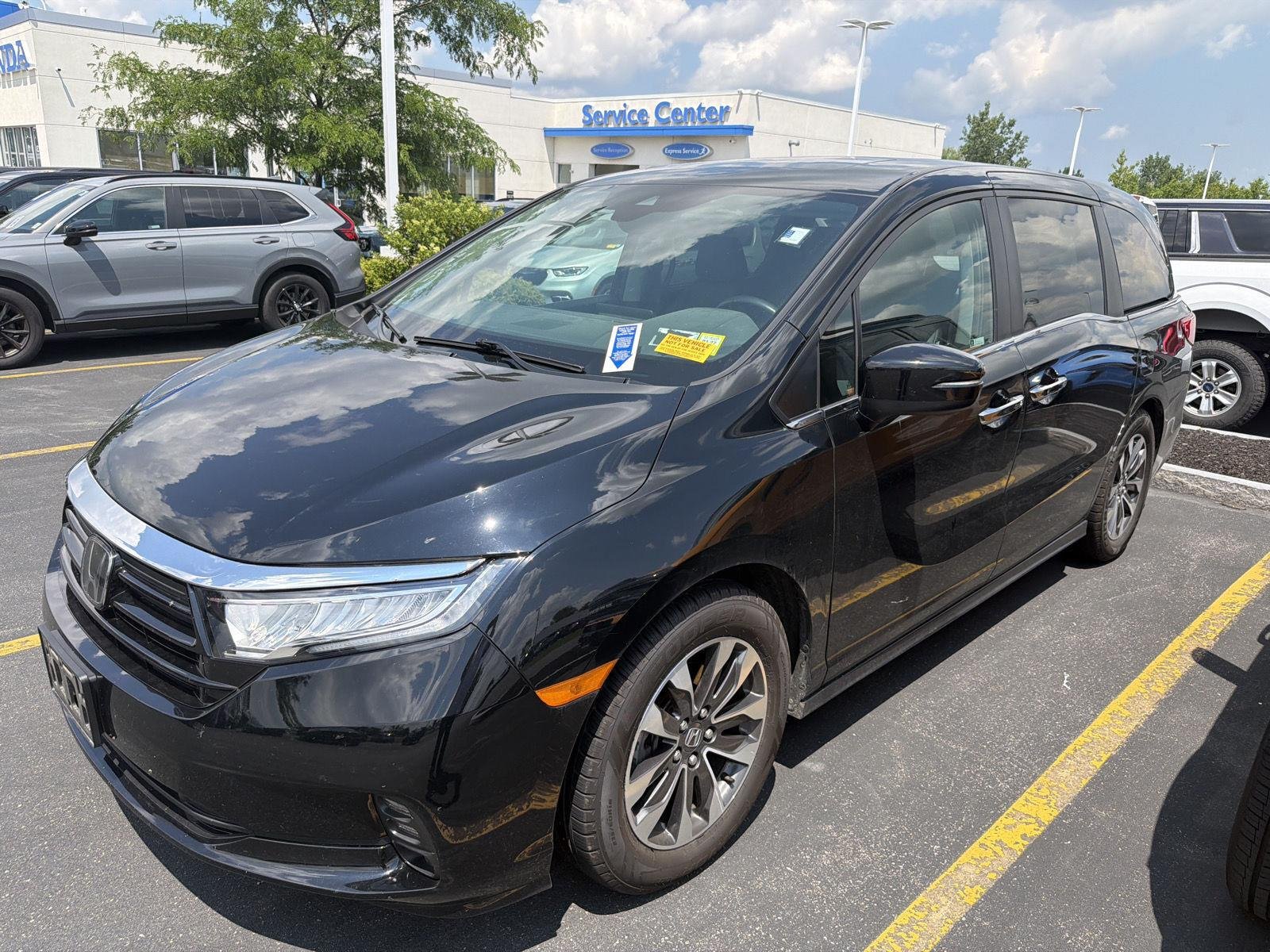 Used 2024 Crystal Black Pearl Honda EX-L image 6