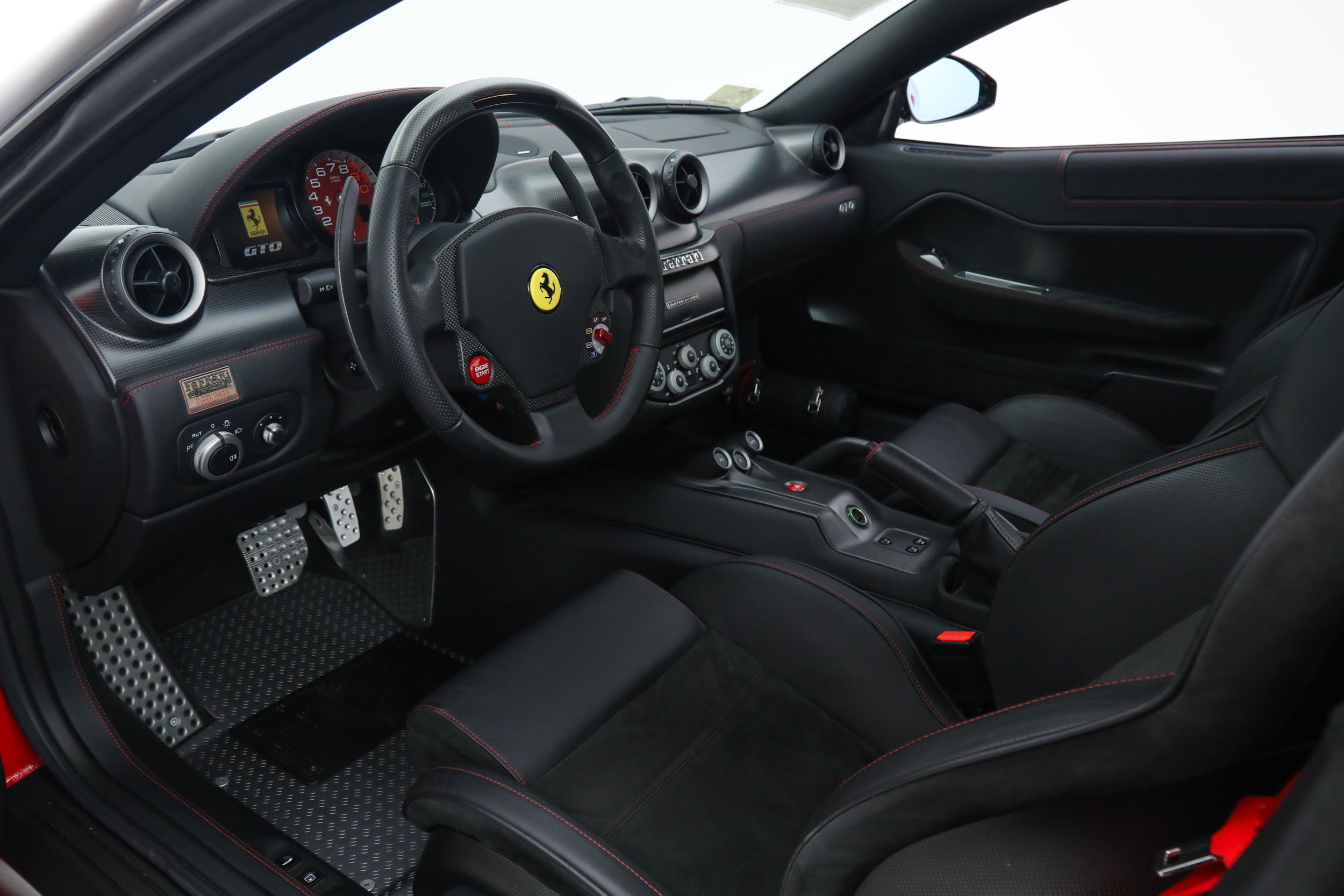 Used 2011 Red Ferrari  image 2