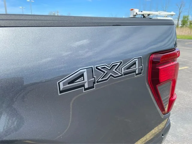 2025 Ford F-150 XLT - Photo 10