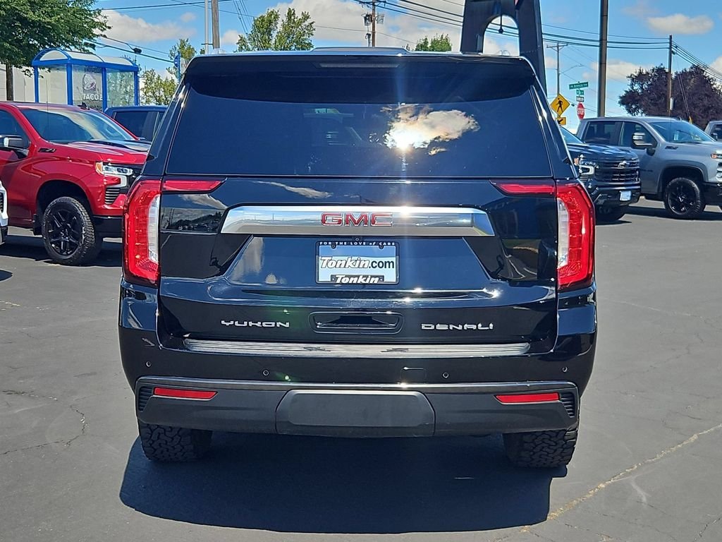 Used 2021 Onyx Black GMC Denali image 5