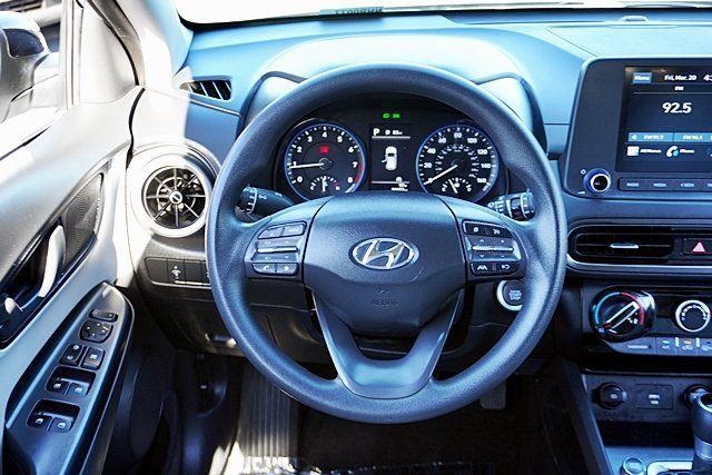 Used 2023 Silver Hyundai SEL image 18