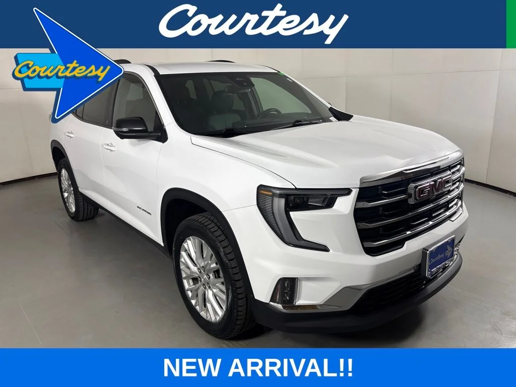 Used 2024 White GMC Elevation image 1