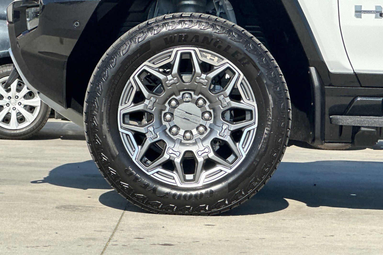 2025 GMC HUMMER EV 3X - Photo 26