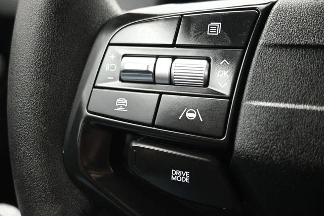 Used 2025 Blue Kia LXS image 17