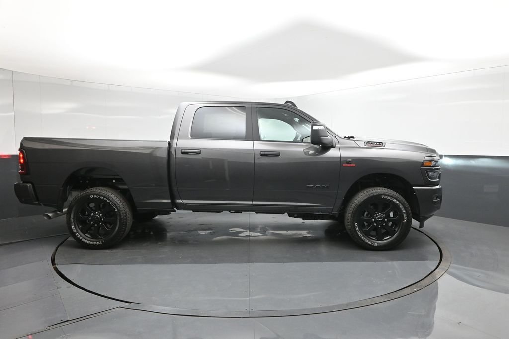 New 2026 Granite Crystal Metallic Clearcoat RAM Big Horn image 26