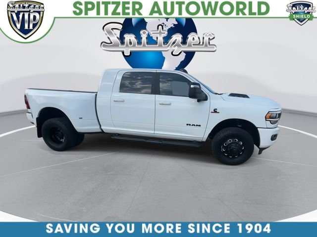 Used 2023 White Ram Laramie image 10