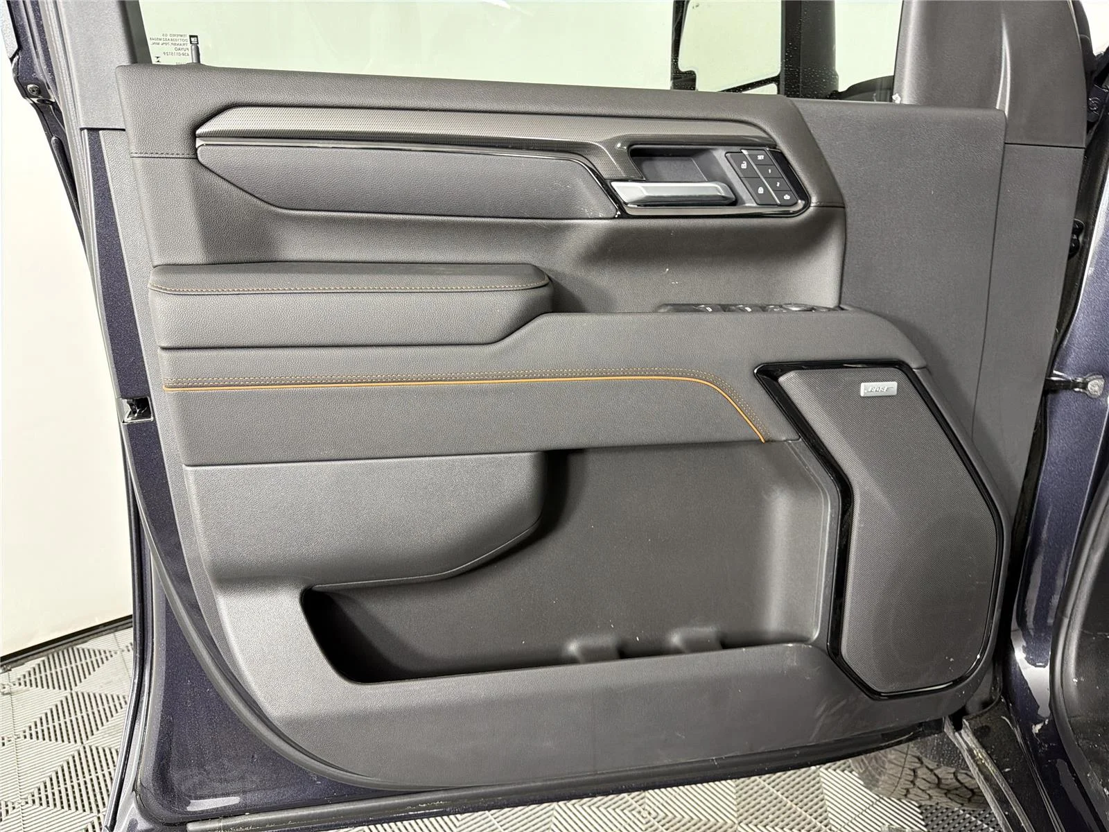New 2026 Titanium Rush Metallic GMC AT4 image 7