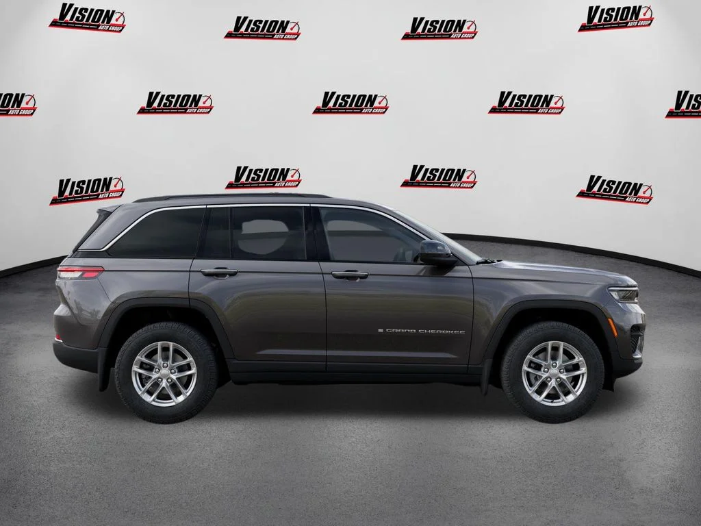 New 2025 Gray Jeep Laredo X image 21