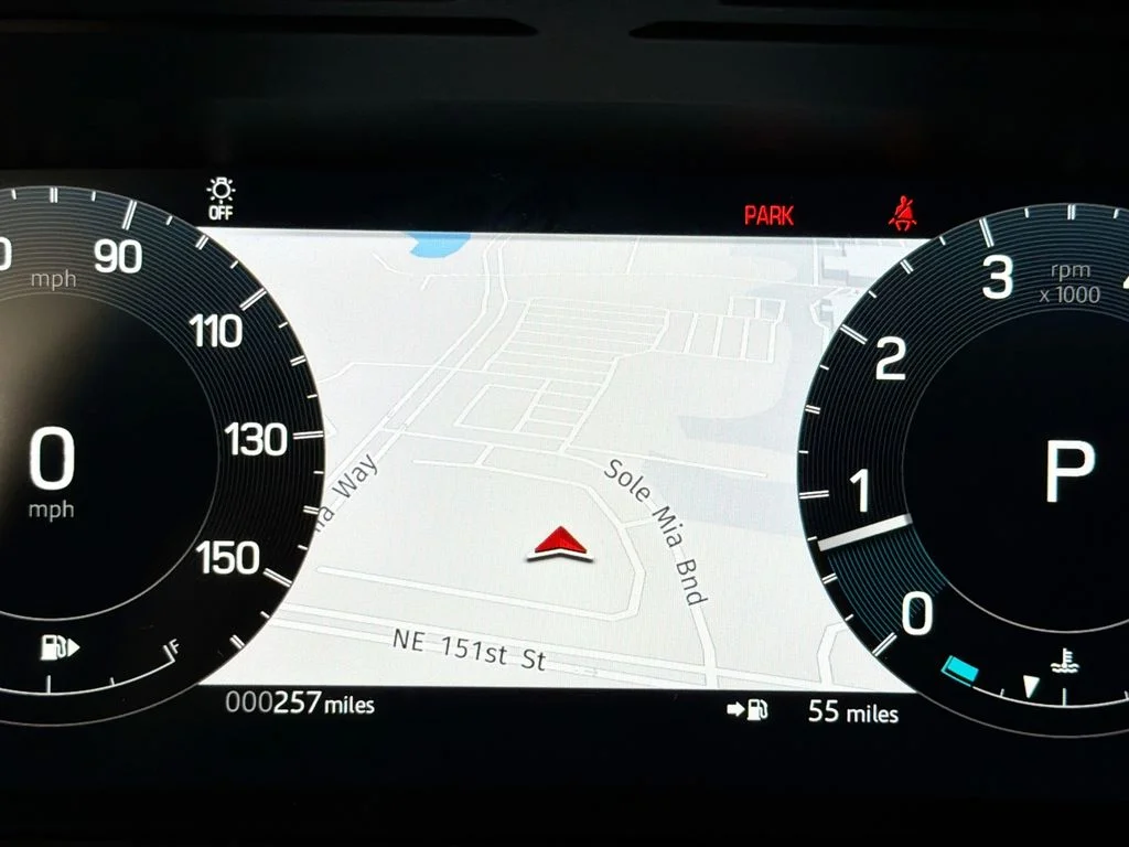 New 2026 Santorini Black Land Rover S image 12