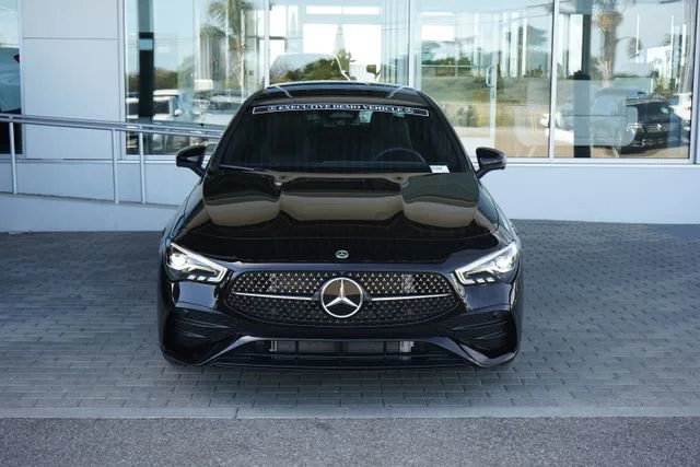 Used 2026  Mercedes-Benz CLA 250 image 2