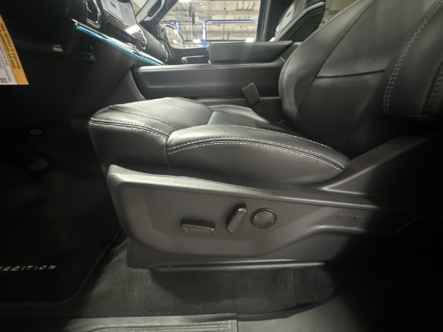 New 2027 Dark Matter Gray Metallic Ford Platinum image 18