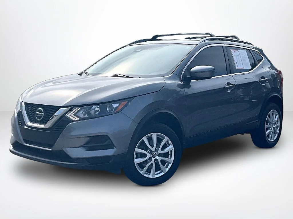 Used 2020 Gray Nissan SV image 2
