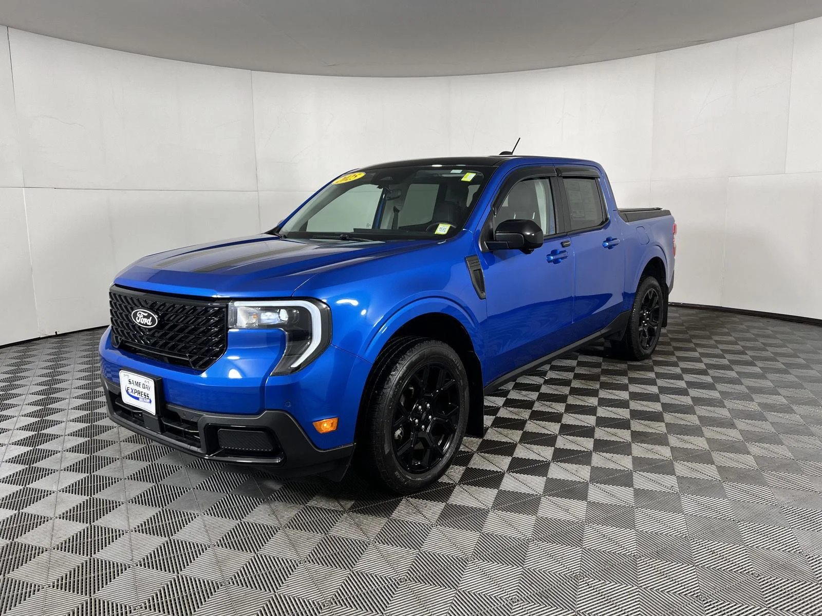 Used 2025 Bl Ford LARIAT image 16