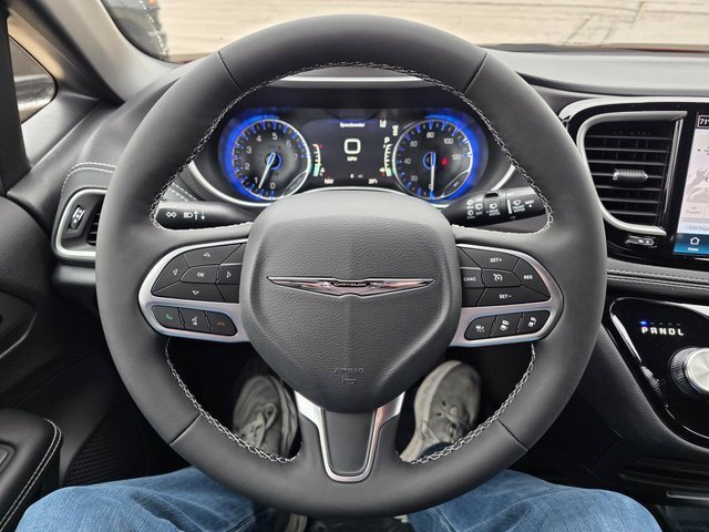 New 2026 Red Hot Pearl-Coat Exterior Paint Chrysler Select image 25