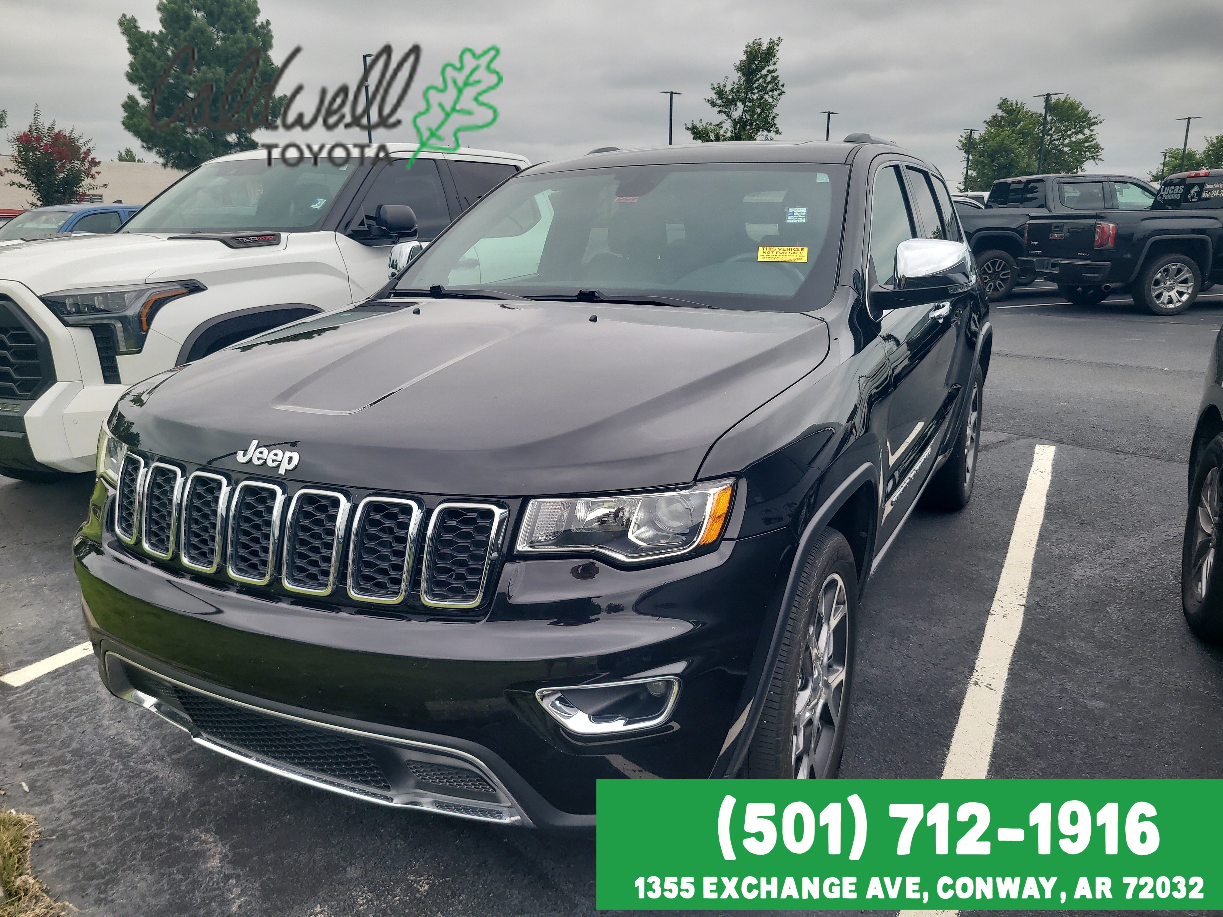 Used 2020 Diamond Black Crystal Pearl Coat Jeep Limited image 1