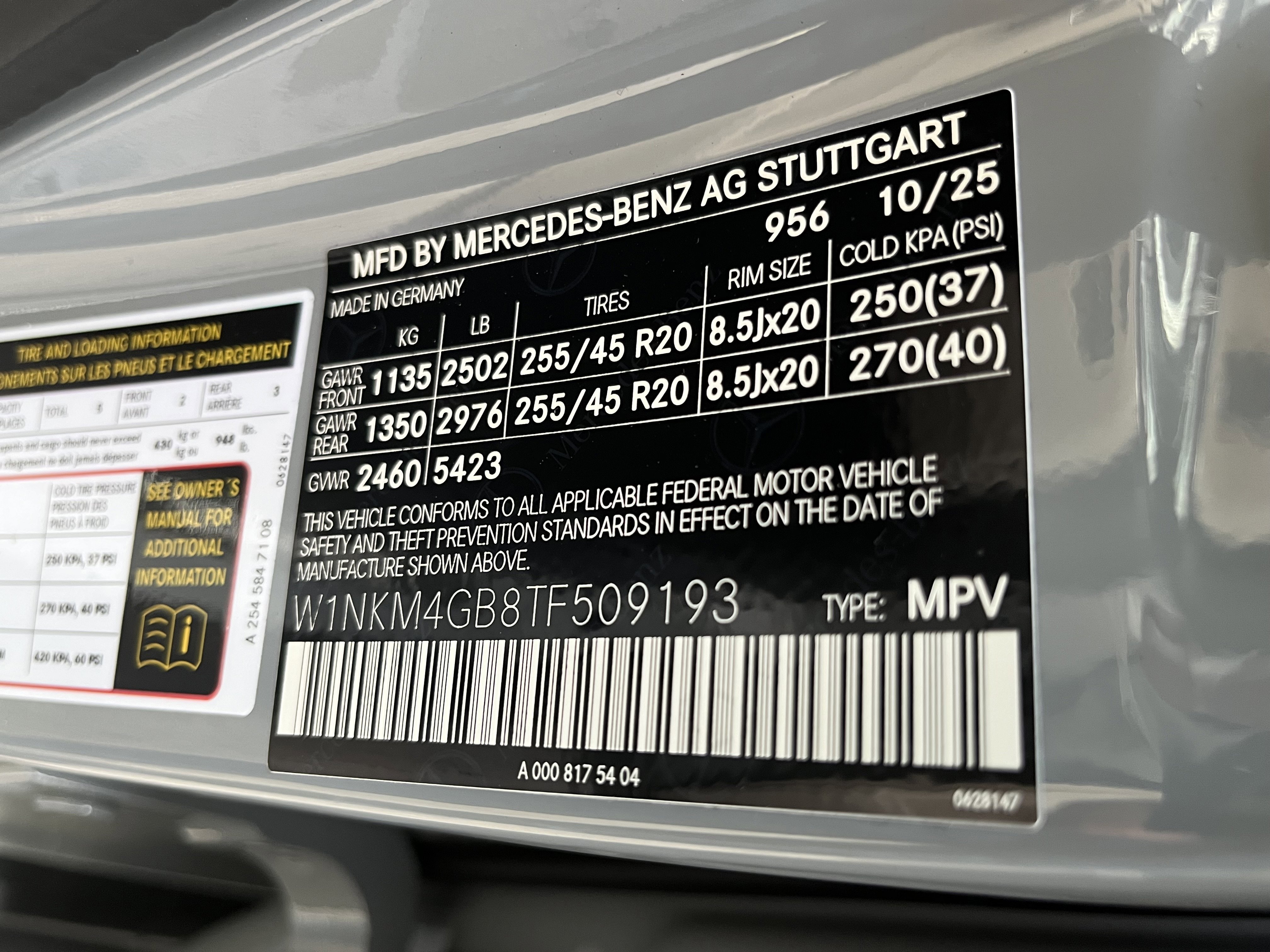 New 2026 MANUFAKTUR Alpine Grey Mercedes-Benz GLC 300 image 30