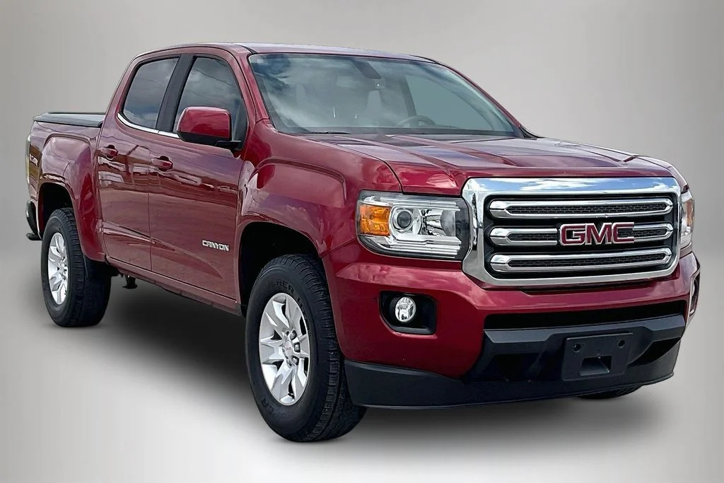 2018 GMC Canyon 2WD SLE Crew Cab Short Box's photo