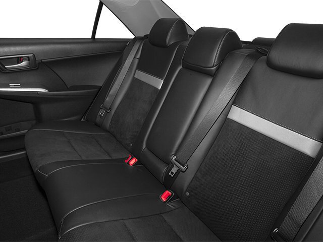 Used 2014 Classic Silver Metallic Toyota SE image 14
