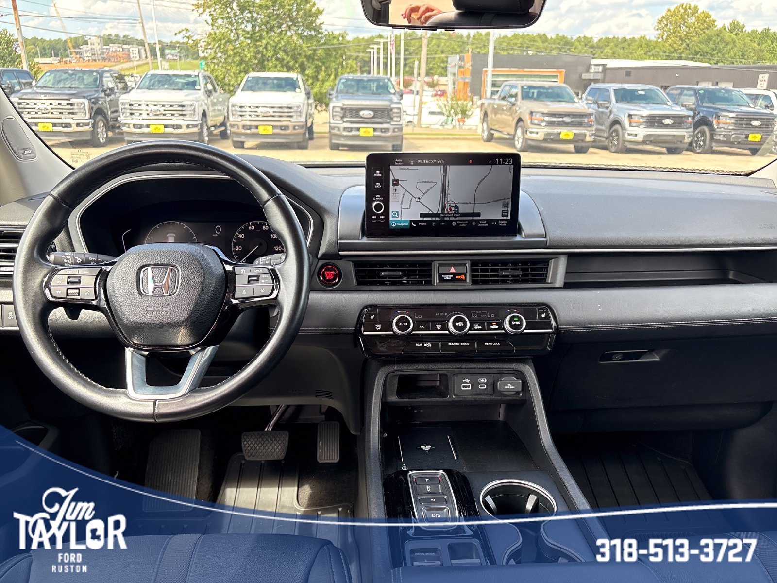 Used 2024 White Honda Touring image 14