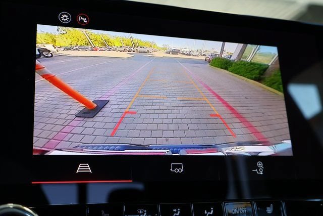 2026 GMC Canyon AT4 - Photo 24
