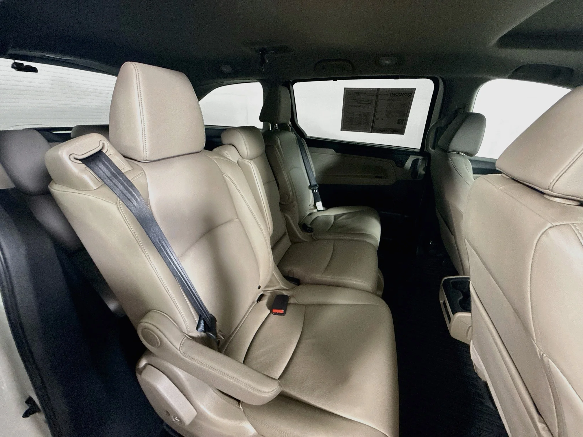 Used 2019 White Diamond Pearl Honda EX-L image 26