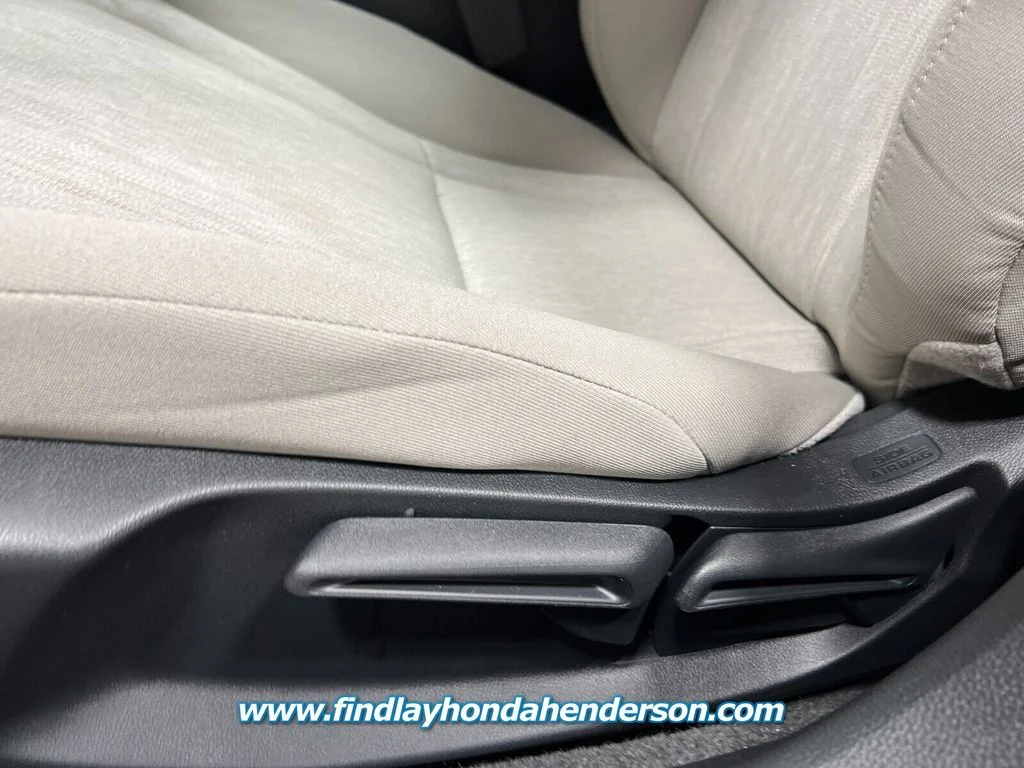 2025 Honda Accord LX - Photo 14
