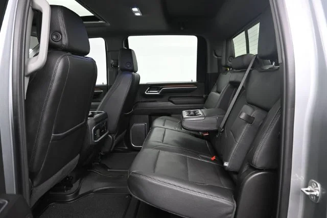 Used 2025 Sterling Metallic GMC Denali image 21