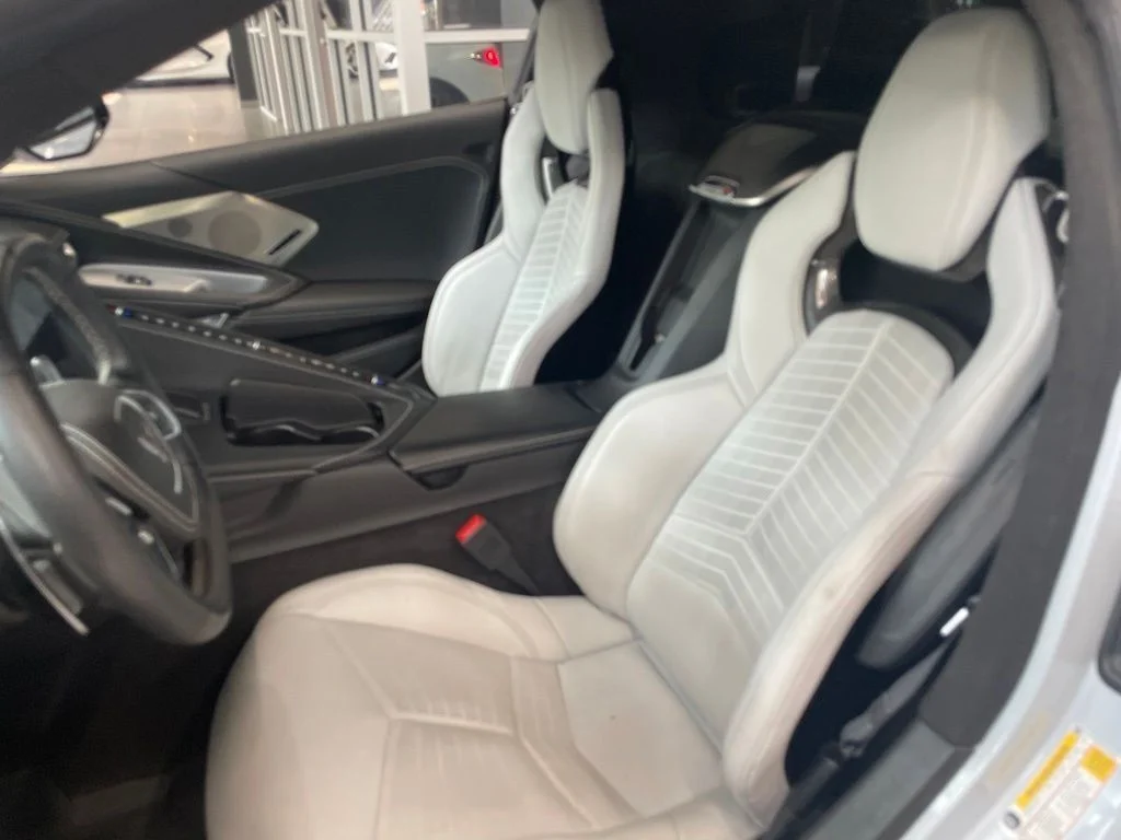 Used 2023 White Chevrolet Stingray image 9