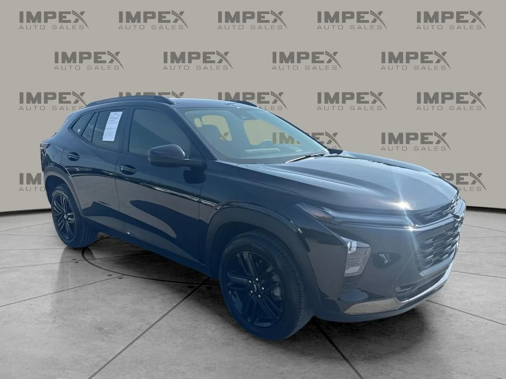 Used 2025 Black Chevrolet ACTIV image 4