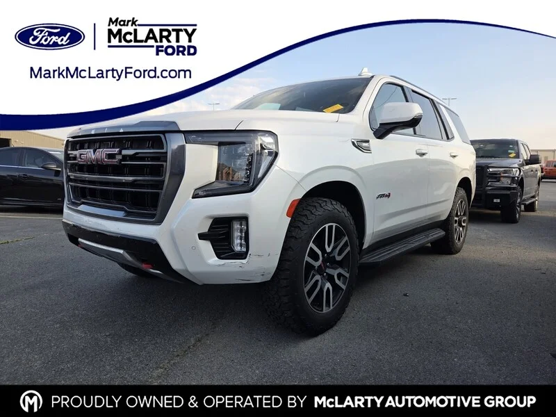 Used 2022 White Frost GMC AT4 image 1