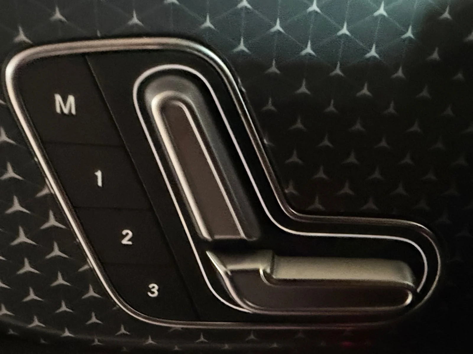 Certified Used 2025 Black Mercedes-Benz GLA 250 image 23