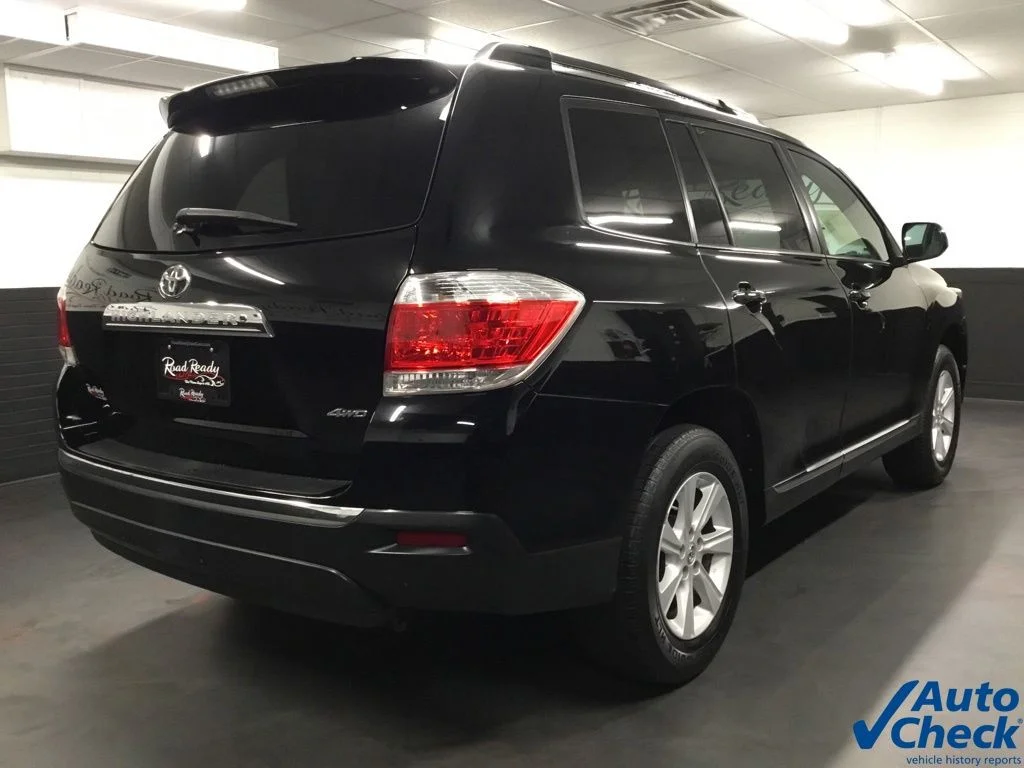 Used 2013 Black Toyota Base Plus V6 image 10