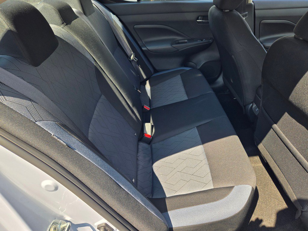 2025 Nissan Versa Sedan SV - Photo 9