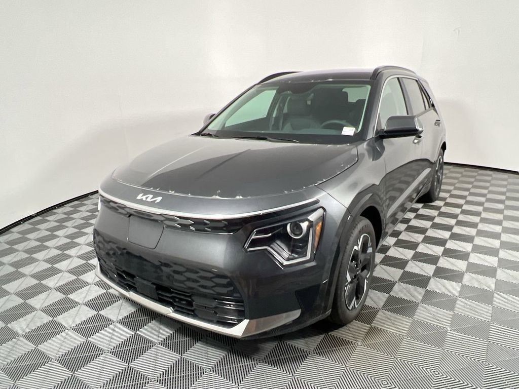 New 2026 Interstellar Gray Kia WIND image 7