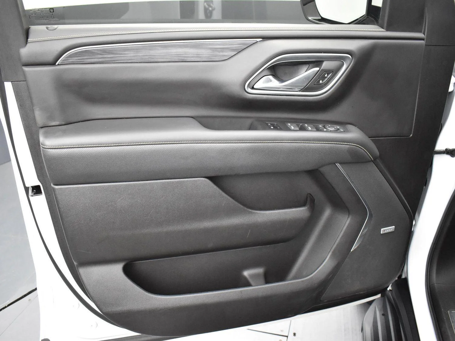 Used 2021 Summit White GMC SLT image 12