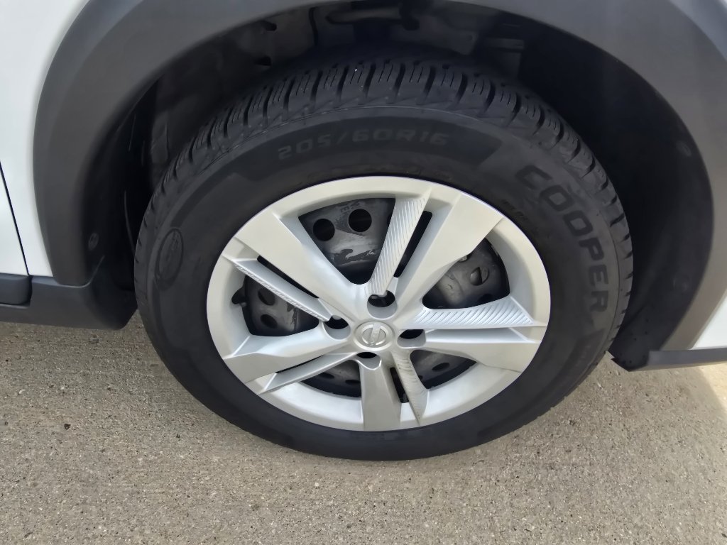 Used 2021 Fresh Powder Nissan S image 9