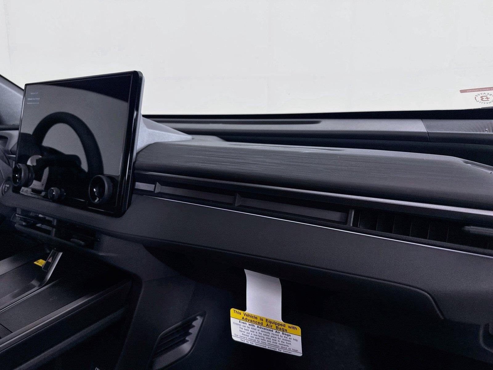 New 2026 Wind Chill Pearl Toyota SE image 40