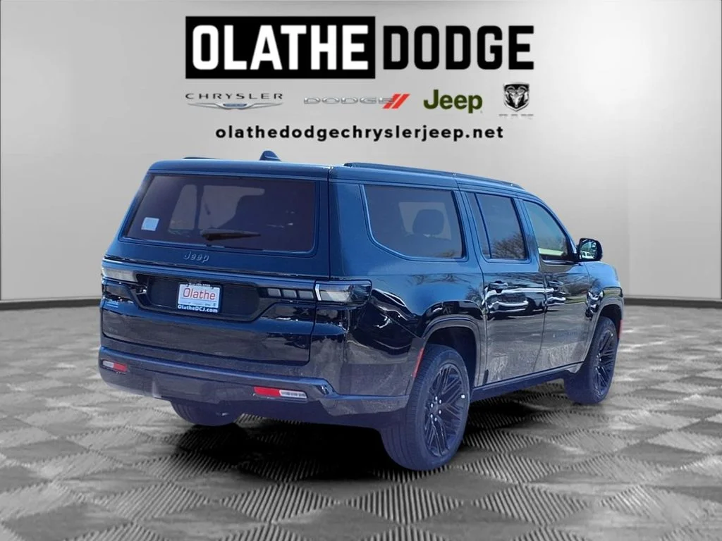 New 2026 High Gloss Black Exterior Paint Jeep Limited Reserve image 29