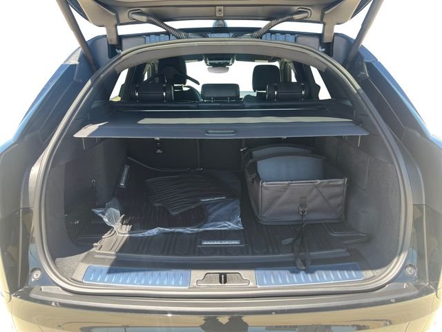 New 2026 Santorini Black Land Rover Dynamic SE image 18