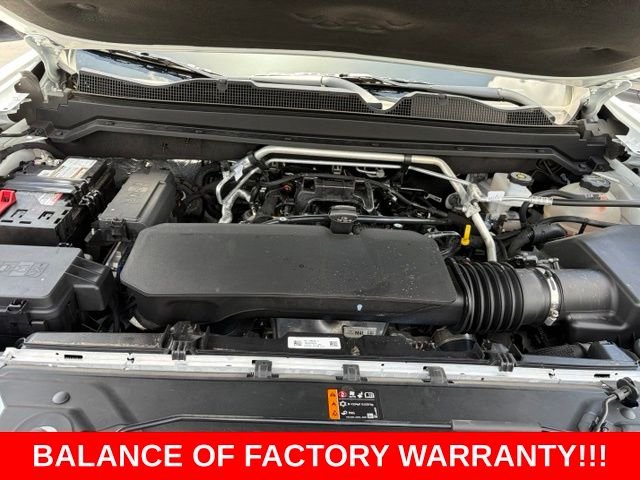 Used 2026 White Chevrolet Z71 image 11