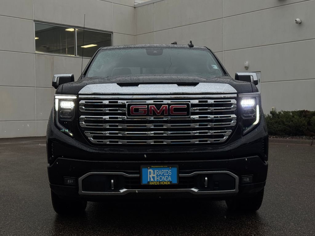 Used 2025 GMC Sierra 1500 Denali with VIN 1GTUUGE88SZ129521 for sale in Coon Rapids, Minnesota