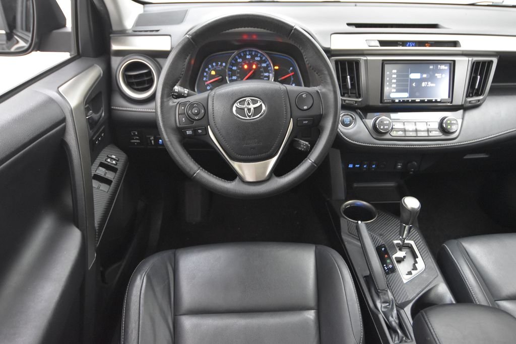 Used 2013 Black Toyota Limited image 27