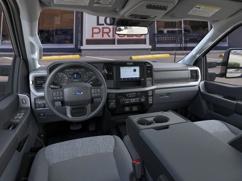New 2026 Oxford White Ford F-250® XLT image 9